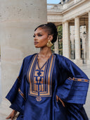 Robe africaine Boubou Amy Bleu Nuit — Shantung Brodé avec Foulard — vue 2