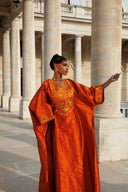 Robe africaine Boubou Binty Orange — Shantung Brodé avec Foulard — vue 4